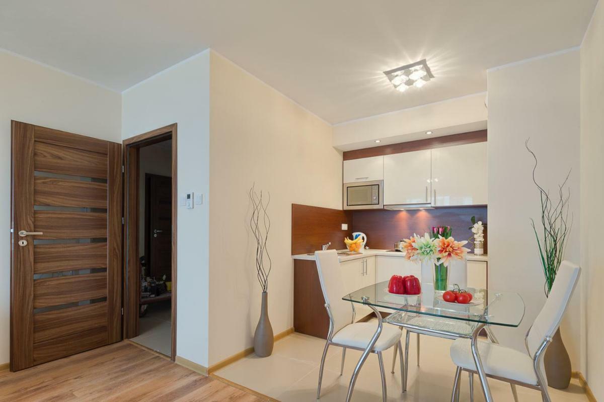 Warsaw Inside Apartments Luaran gambar