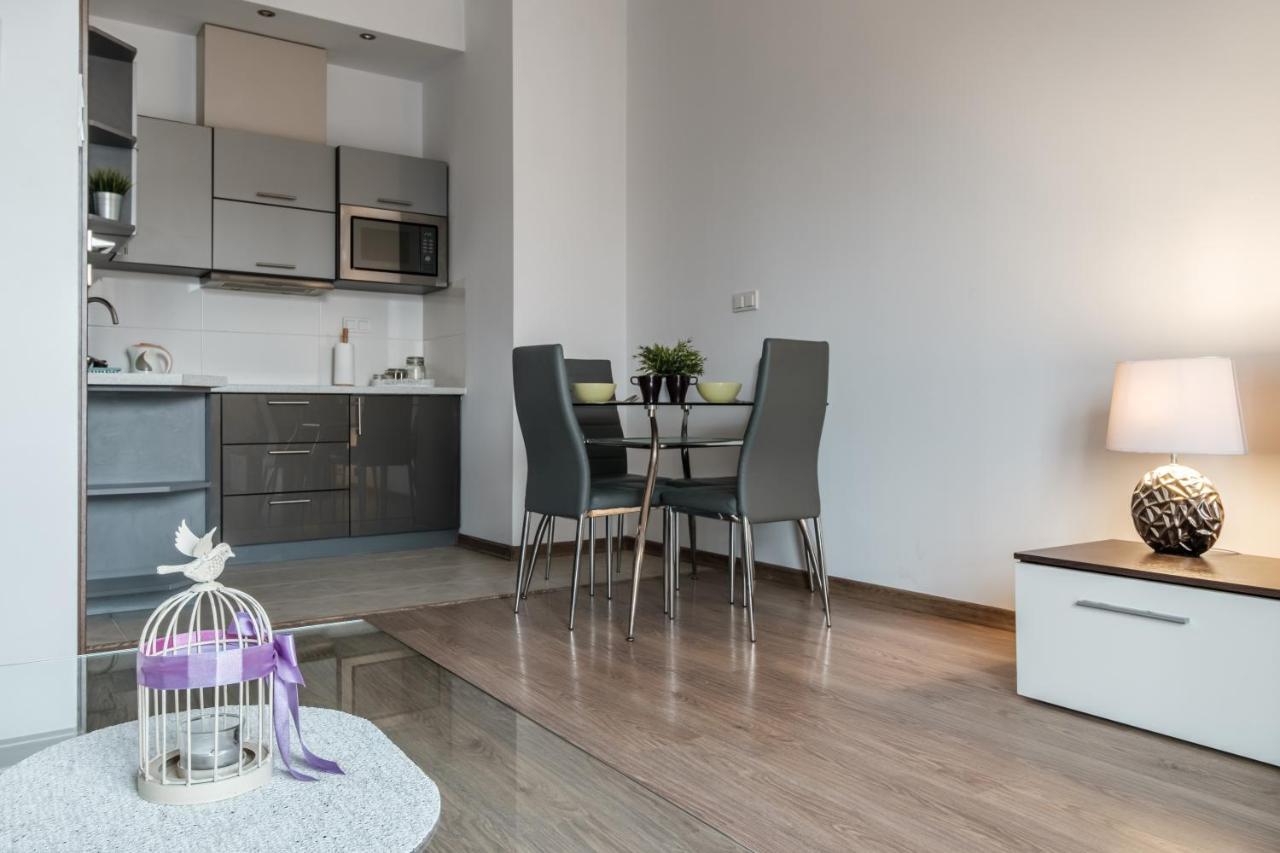 Warsaw Inside Apartments Luaran gambar